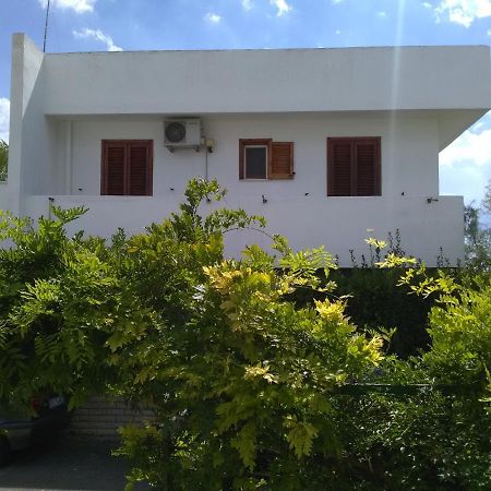 Вилла Mare Casa Sabrinasolaria Порто-Чезарео Экстерьер фото